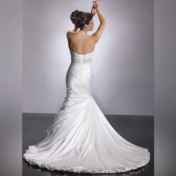 Sottero & Midgley by Maggie Sottero “Adorae” Mermaid Wedding Gown IVORY Size 12 - Picture 3 of 9